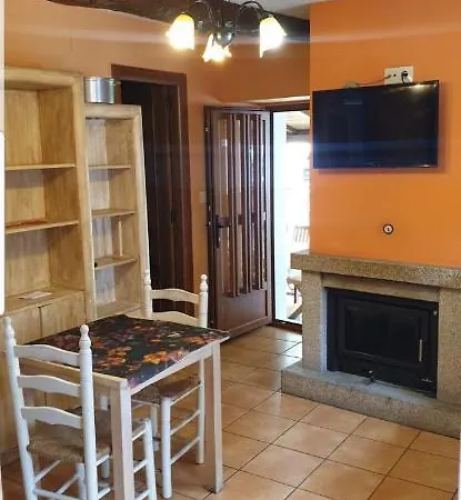 بيت للعطل Casa Jardin Mariana Lubián