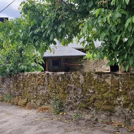 Casa Jardin Mariana Holiday home Lubian